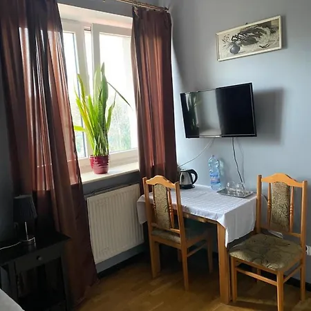 Gosciniec Exclusive בית אירוח