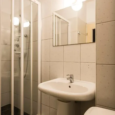 בית אירוח Gosciniec Exclusive ורשה