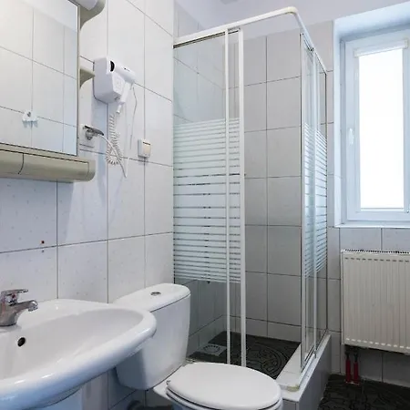 Gosciniec Exclusive בית אירוח *