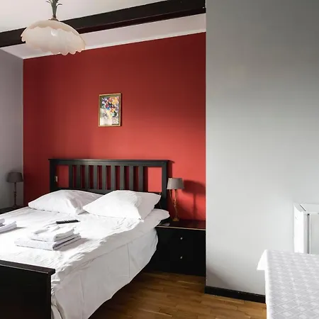 Gosciniec Exclusive ホームステイ ワルシャワ