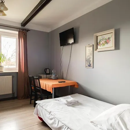 Gosciniec Exclusive ホームステイ ワルシャワ